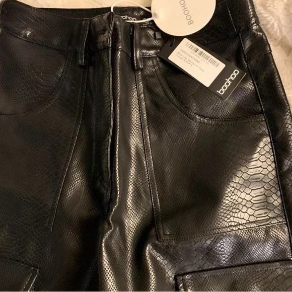 Boohoo Black Faux Leather Cargo Pants - Picture 2 of 3